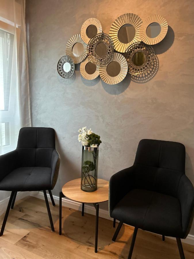 Fewo By Hd Mit Parkplatz, Wallbox, Wintergarten Bad Salzuflen Luaran gambar