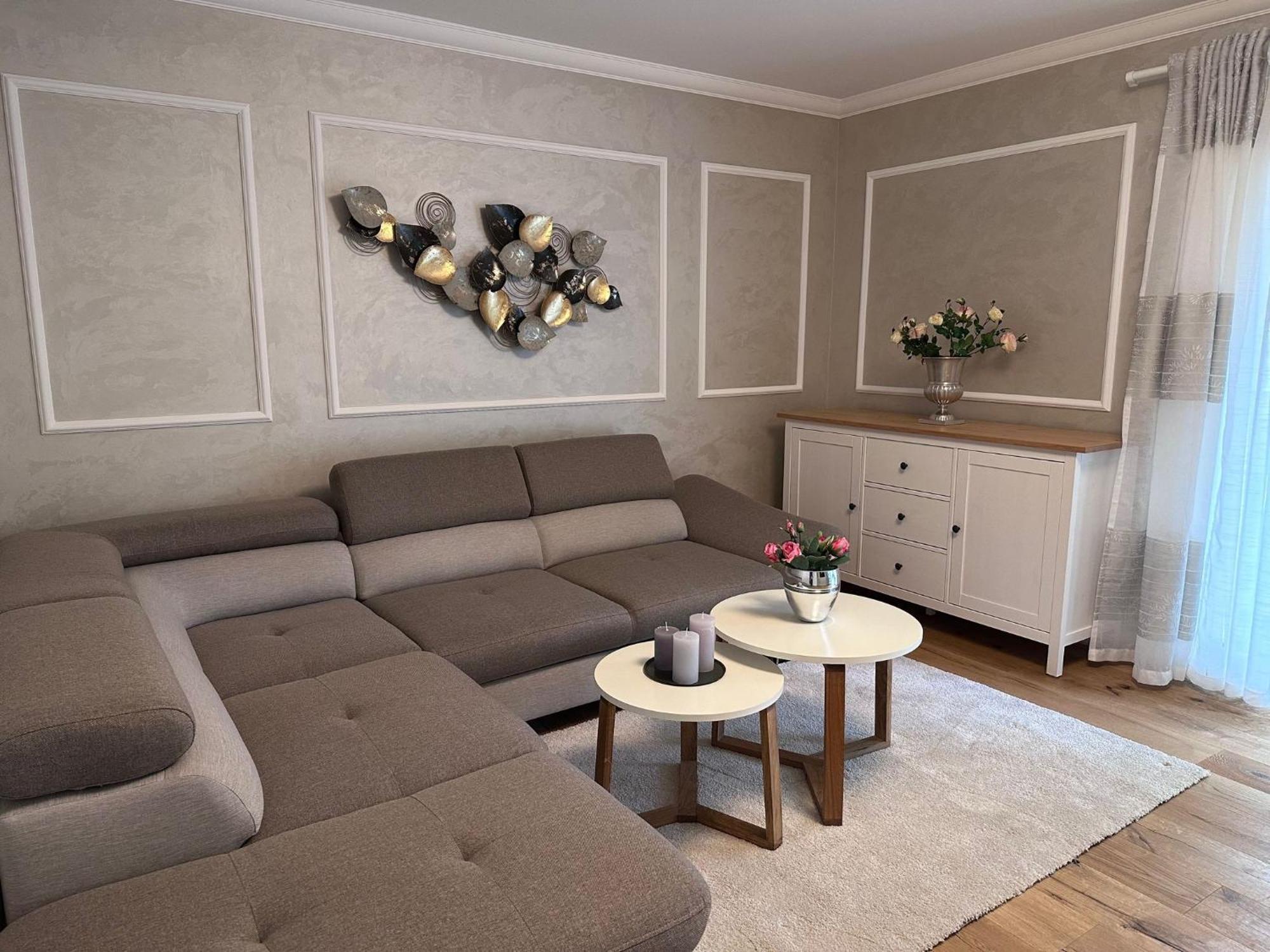 Fewo By Hd Mit Parkplatz, Wallbox, Wintergarten Bad Salzuflen Luaran gambar